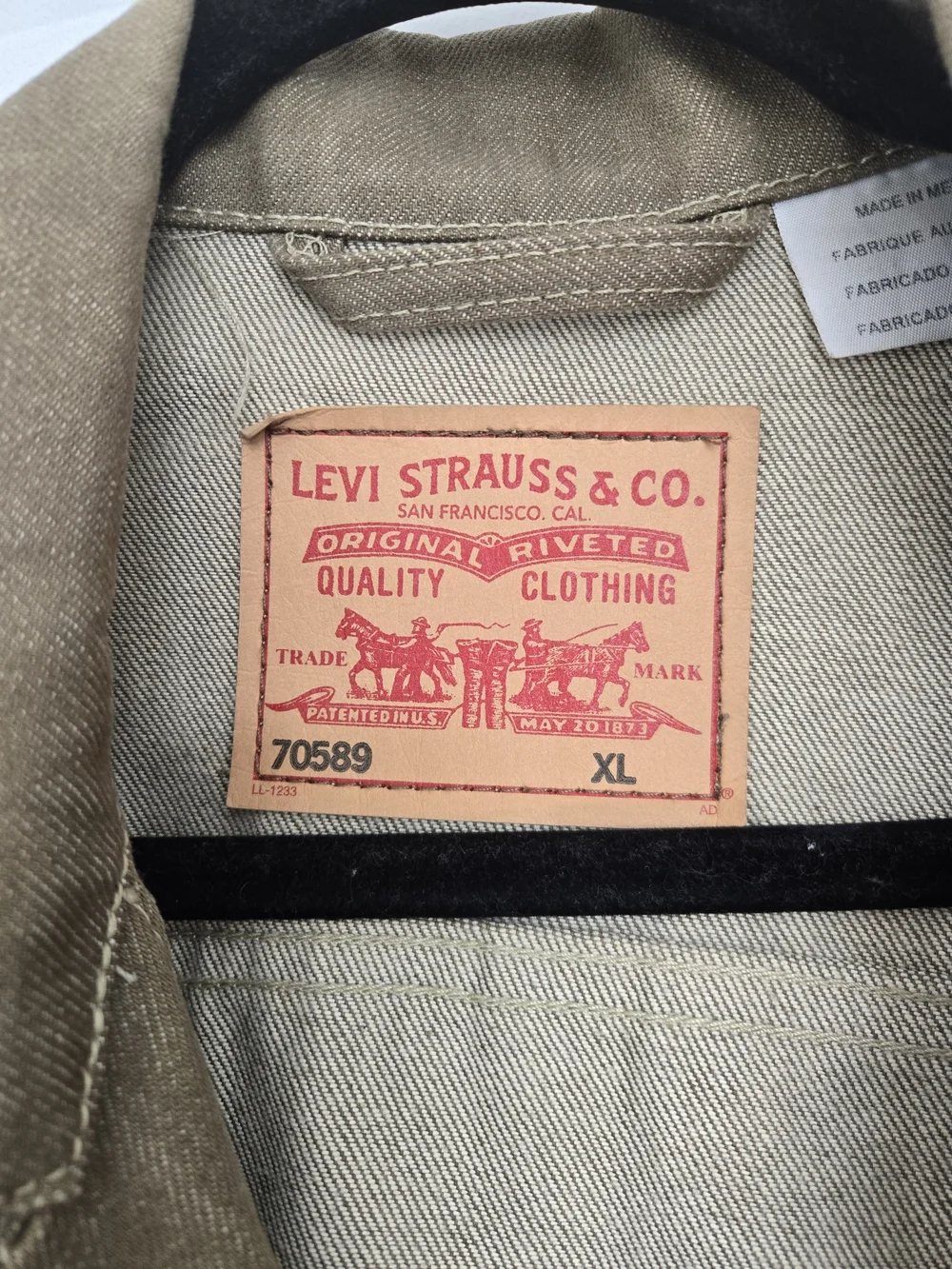 Levi's Trucker Jacket and Matching Pants Set